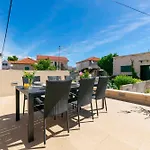 Apartment Ljerka Postira