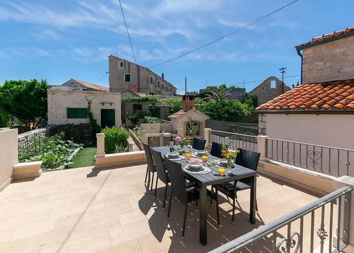 Ljerka Appartement Postira